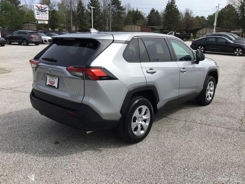 Silver Sky Metallic 2023 Toyota RAV4 LE