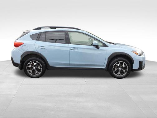 Cool Gray Khaki 2018 Subaru Crosstrek 2.0i Premium