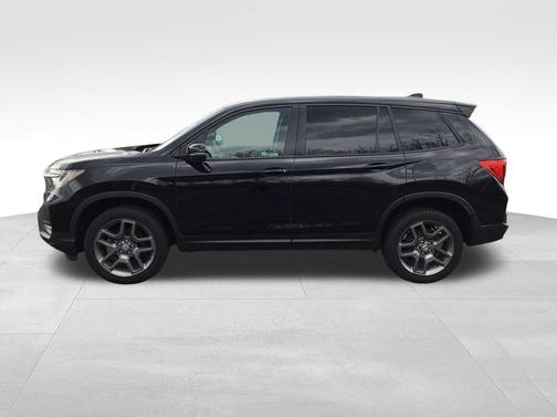 Crystal Black Pearl 2023 Honda Passport AWD EX-L