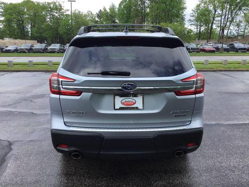 Ice Silver Metallic 2023 Subaru Ascent Touring 7-Passenger