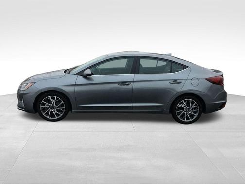 2019 Hyundai ELANTRA Limited