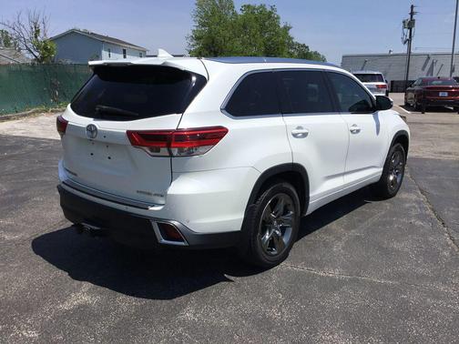 Blizzard Pearl 2019 Toyota Highlander Limited Platinum