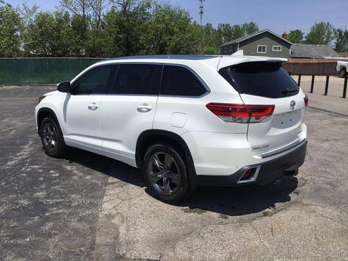 Blizzard Pearl 2019 Toyota Highlander Limited Platinum