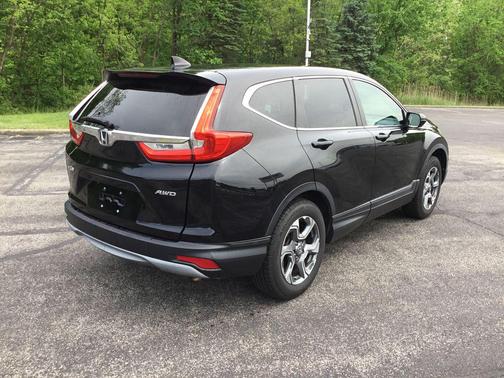 Crystal Black Pearl 2017 Honda CR-V EX