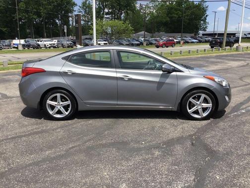 Titanium Gray Metallic 2013 Hyundai ELANTRA Limited