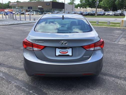 Titanium Gray Metallic 2013 Hyundai ELANTRA Limited