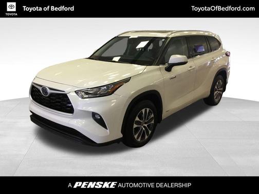 2020 Toyota Highlander Hybrid XLE