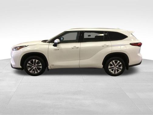 2020 Toyota Highlander Hybrid XLE