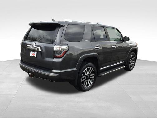Magnetic Gray Metallic 2016 Toyota 4Runner Limited