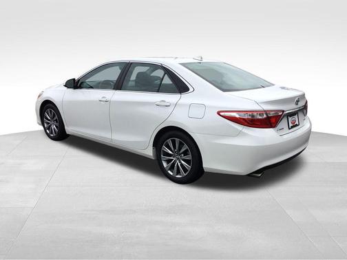 2015 Toyota Camry XLE