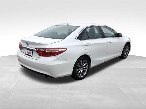 2015 Toyota Camry XLE