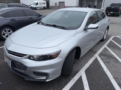 Silver Ice Metallic 2016 Chevrolet Malibu 1LT
