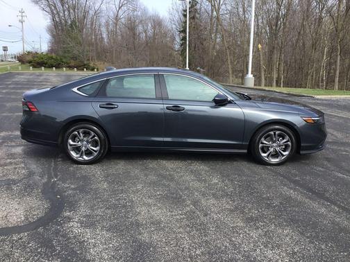 Meteorite Gray Metallic 2024 Honda Accord EX