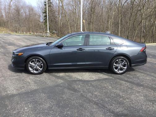 Meteorite Gray Metallic 2024 Honda Accord EX