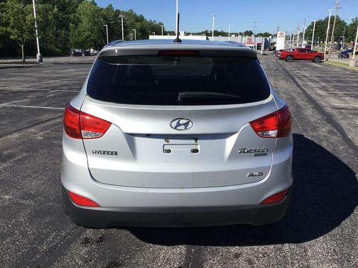 Diamond Silver 2012 Hyundai TUCSON Limited