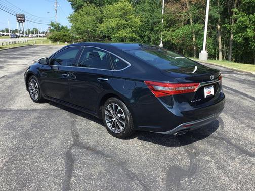 Cosmic Gray Mica 2017 Toyota Avalon XLE