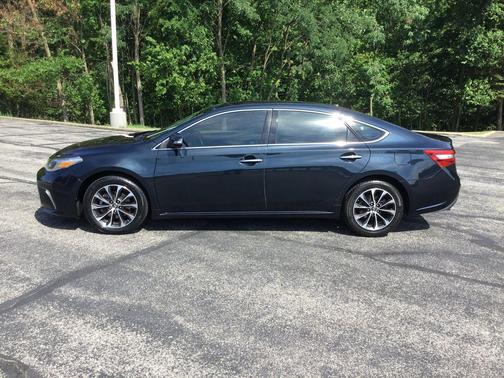 Cosmic Gray Mica 2017 Toyota Avalon XLE