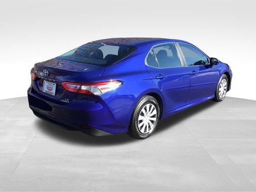 2018 Toyota Camry Hybrid XLE