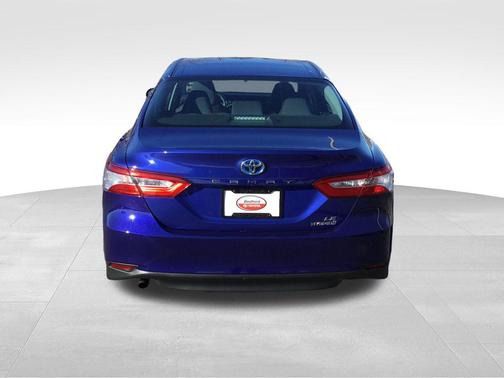 2018 Toyota Camry Hybrid XLE