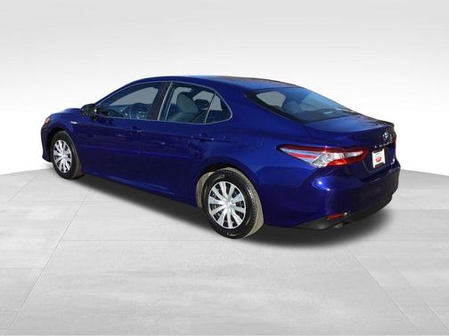 2018 Toyota Camry Hybrid XLE