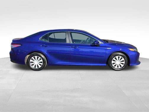 2018 Toyota Camry Hybrid XLE