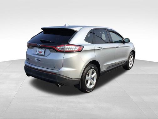 2018 Ford Edge SE