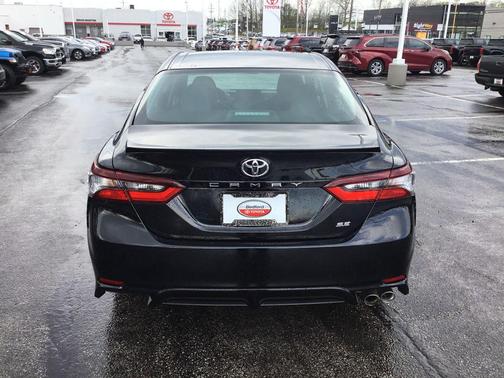 Midnight Black Metallic 2024 Toyota Camry SE
