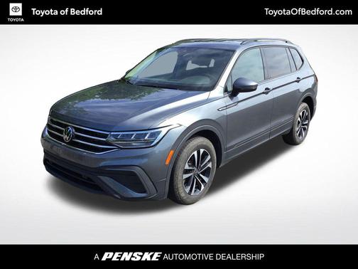 Platinum Gray Metallic 2024 Volkswagen Tiguan 2.0T S