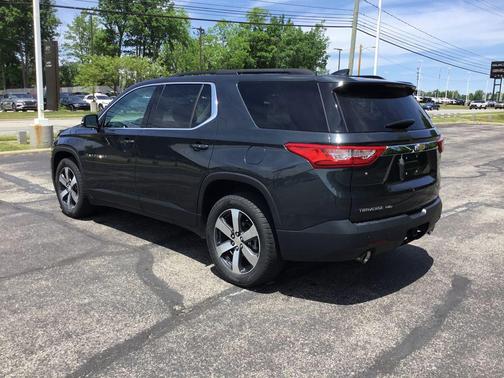 Graphite Metallic 2019 Chevrolet Traverse LT Leather