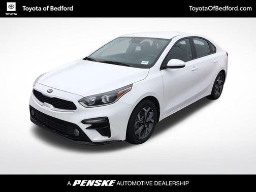 Snow White Pearl 2021 Kia Forte LXS