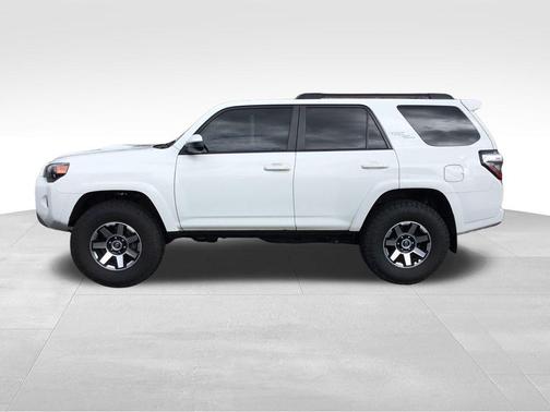 2023 Toyota 4Runner TRD Off Road