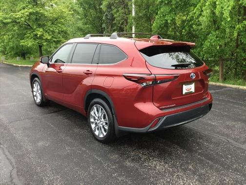 2024 Toyota Highlander Hybrid Limited