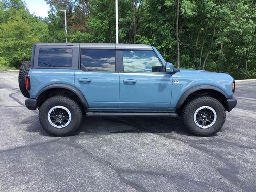 Area 51 2023 Ford Bronco Outer Banks