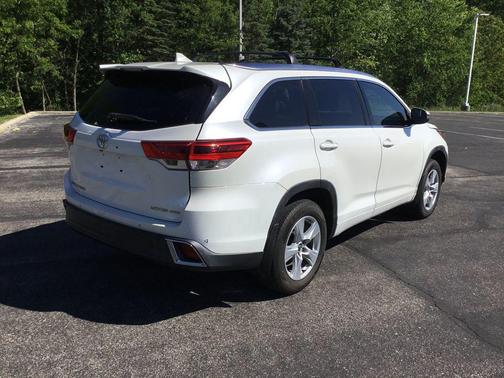 Blizzard Pearl 2019 Toyota Highlander Limited Platinum