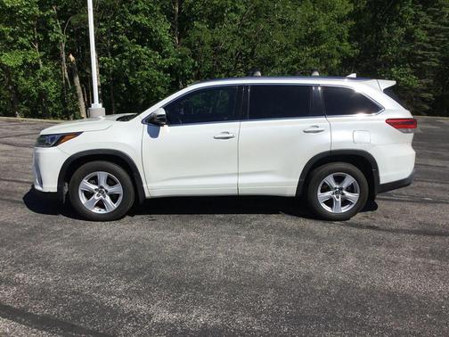 Blizzard Pearl 2019 Toyota Highlander Limited Platinum