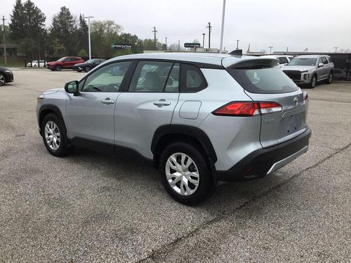 Sonic Silver 2025 Toyota Corolla Cross L