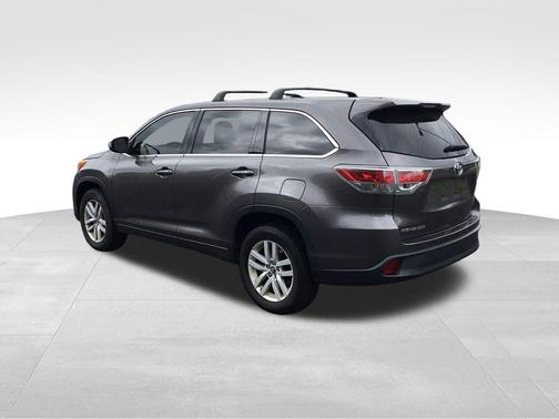 2016 Toyota Highlander LE