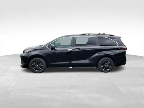 2024 Toyota Sienna Woodland Edition