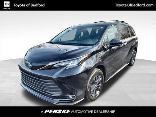 2024 Toyota Sienna Woodland Edition