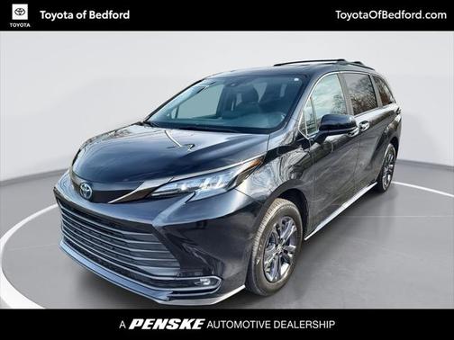 2024 Toyota Sienna Woodland Edition