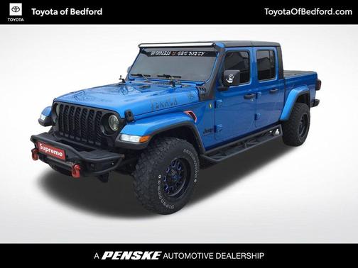Hydro Blue Pearlcoat 2022 Jeep Gladiator Willys 4x4