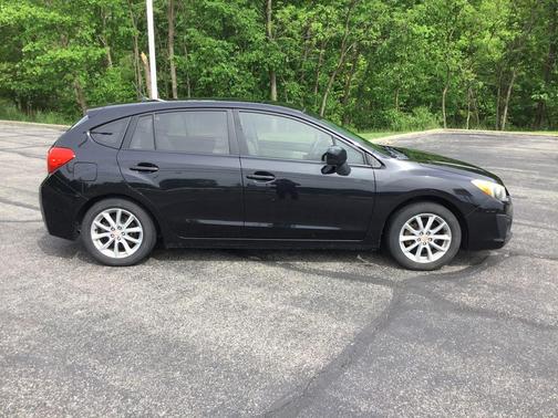 Crystal Black Silica 2013 Subaru Impreza 2.0i Premium