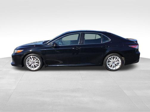 2019 Toyota Camry XLE