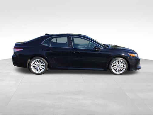 2019 Toyota Camry XLE