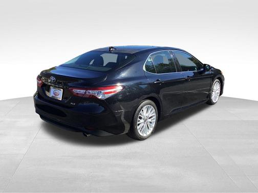 2019 Toyota Camry XLE