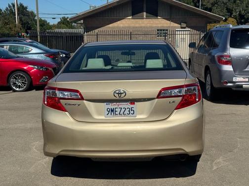 2012 Toyota Camry LE