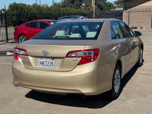 2012 Toyota Camry LE