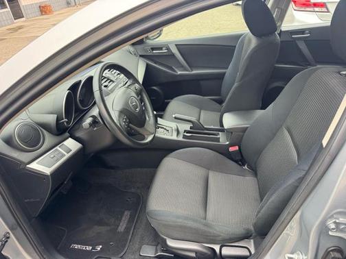 2012 Mazda Mazda3 i Touring