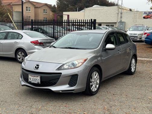 2012 Mazda Mazda3 i Touring