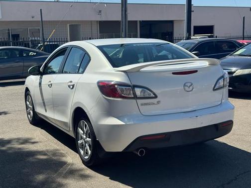 2010 Mazda Mazda3 i Touring
